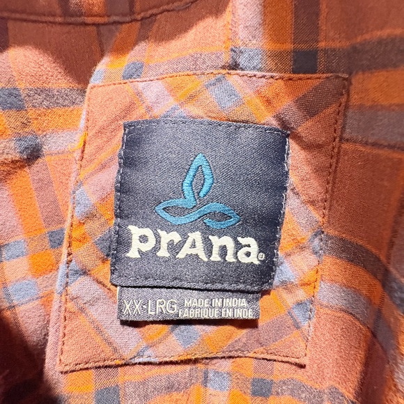 Prana Men's Plaid Short Sleeve Cotton Shirt - Picture 3 of 4
